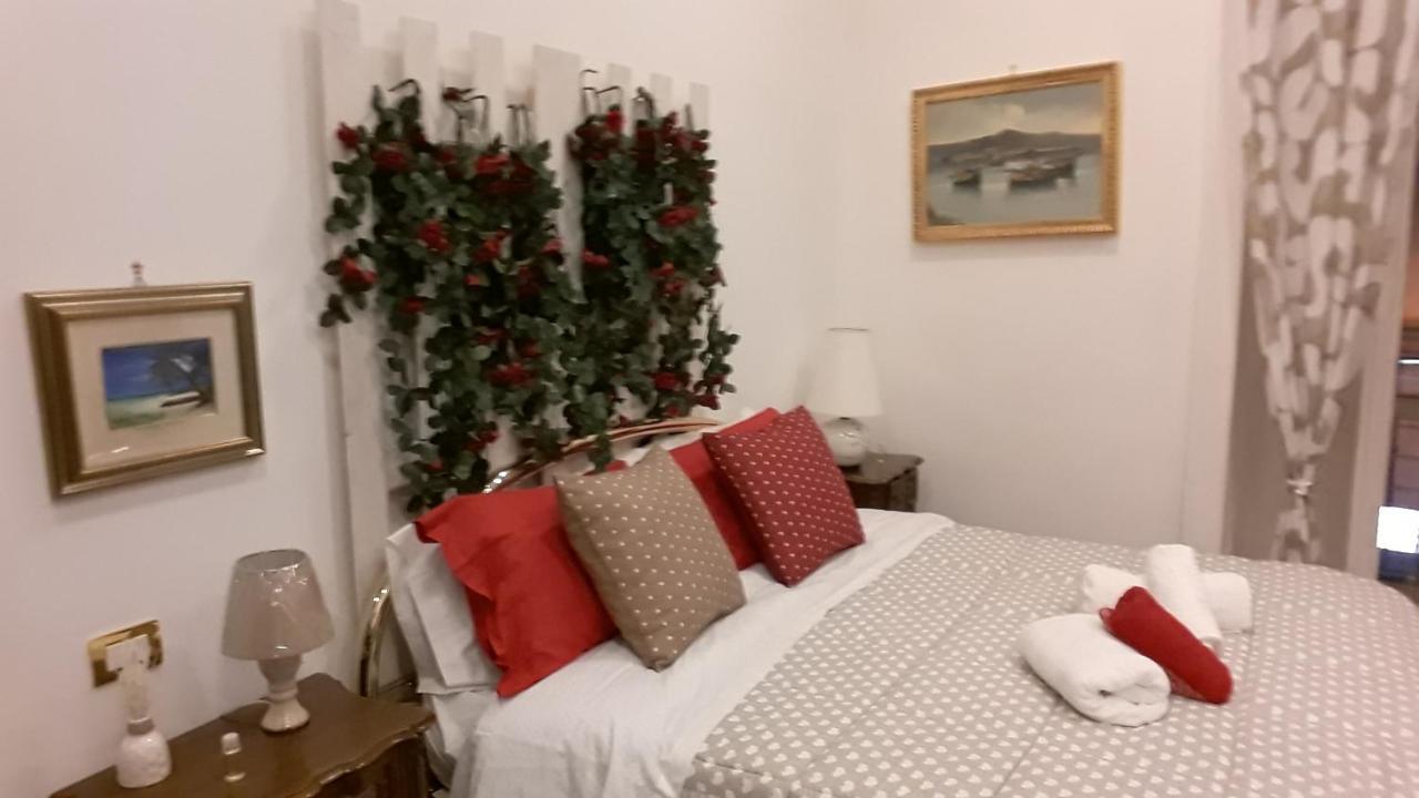 Room Don Carlo Neapel Exteriör bild